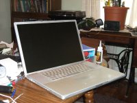 PowerBook 17%22.jpg PowerBook 17%22.jpg