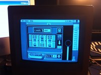 560127_589308394421445_1832783073_n.jpg