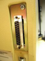 512k_800_back_scsi.jpg 512k_800_back_scsi.jpg