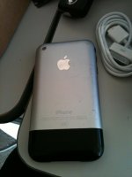 iPhone.jpg iPhone.jpg