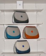 iBook Clamshell Display.jpg iBook Clamshell Display.jpg