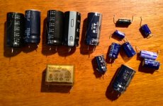capacitors.JPG
