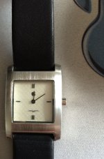 apple watch 1.jpg