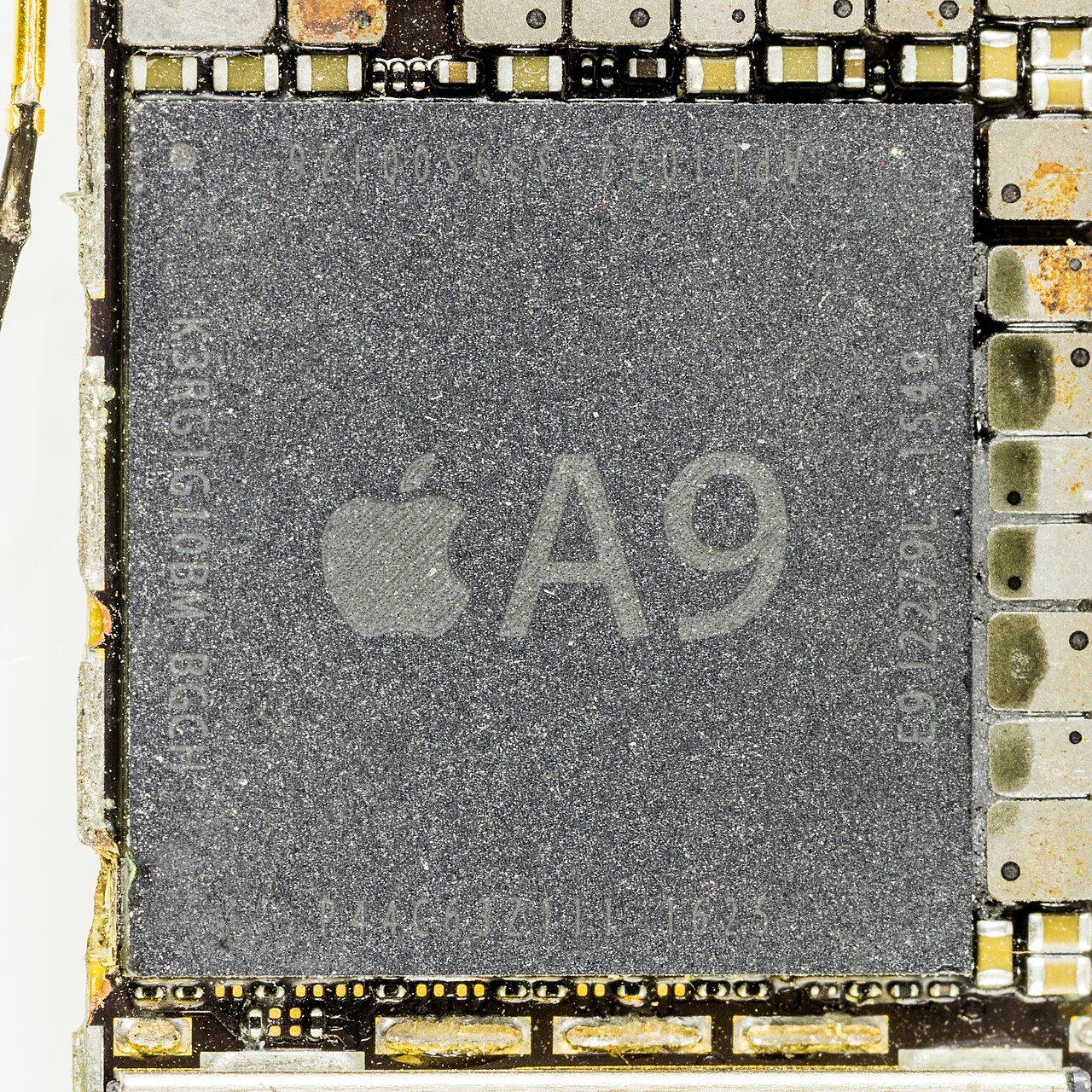 
<span>Apple A9</span>
