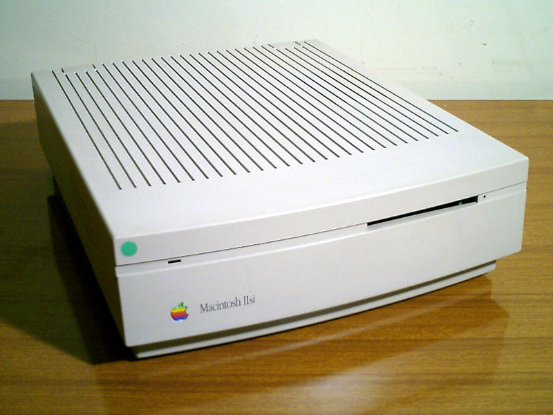 
<span>Macintosh IIsi</span>
