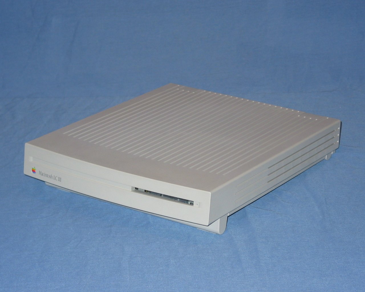 
<span>Macintosh LC III</span>

