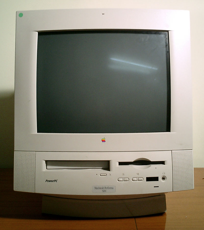 
<span>Power Macintosh 5200 LC</span>
