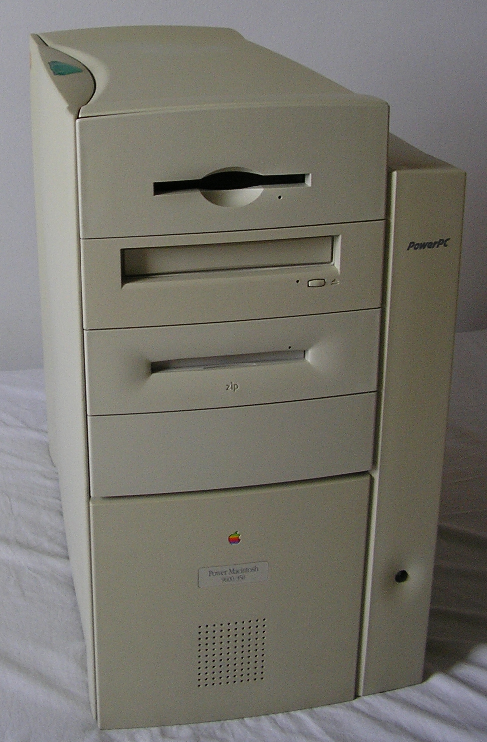
<span>Power Macintosh 9600</span>
